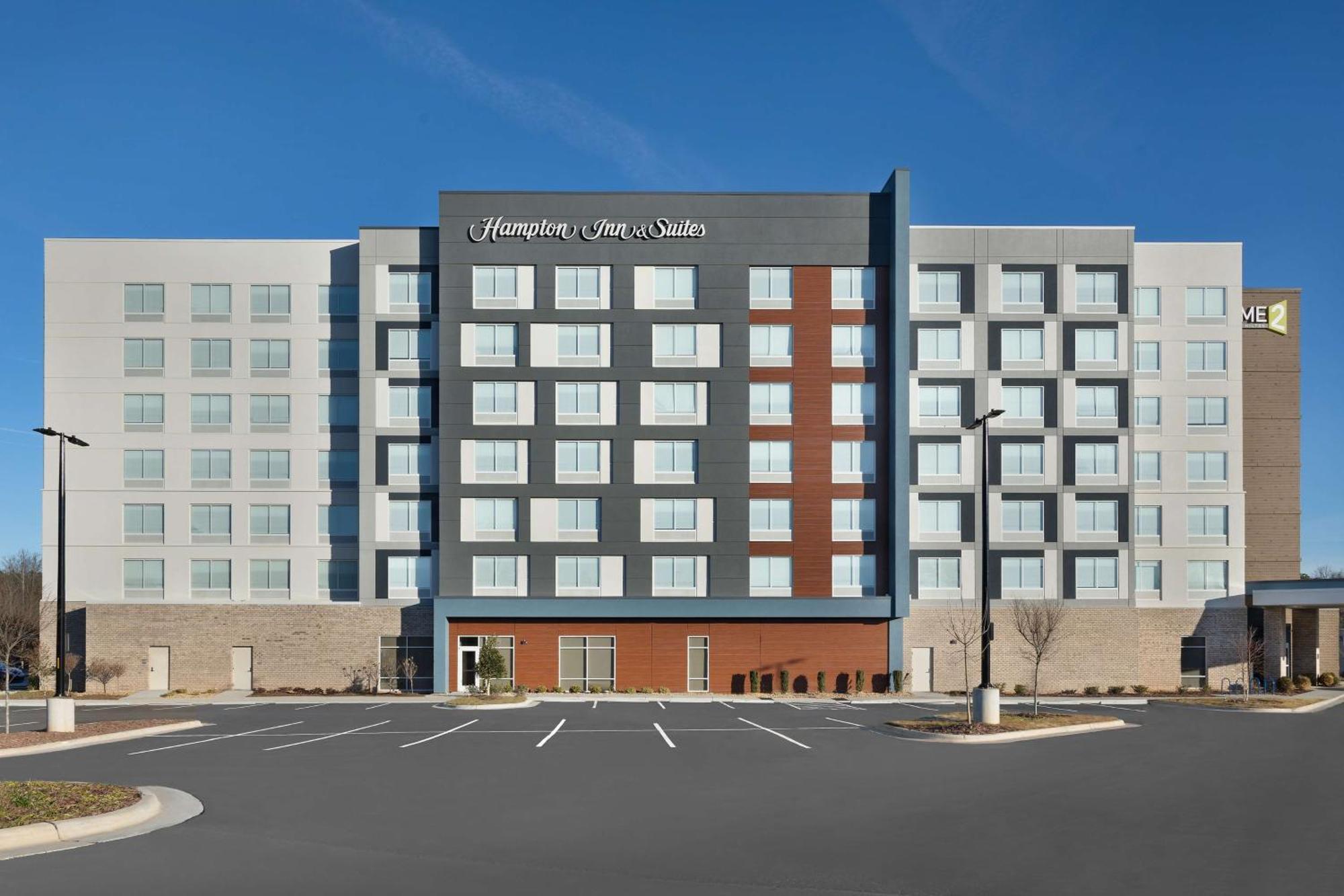 Hampton Inn & Suites Durham University Medical Center Exterior foto